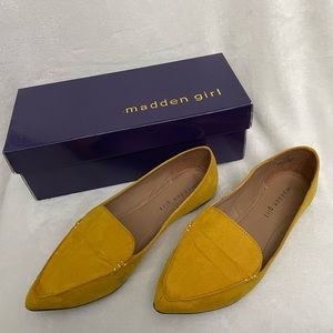 Madden Girl Heather Mustard Flats Size 7.5